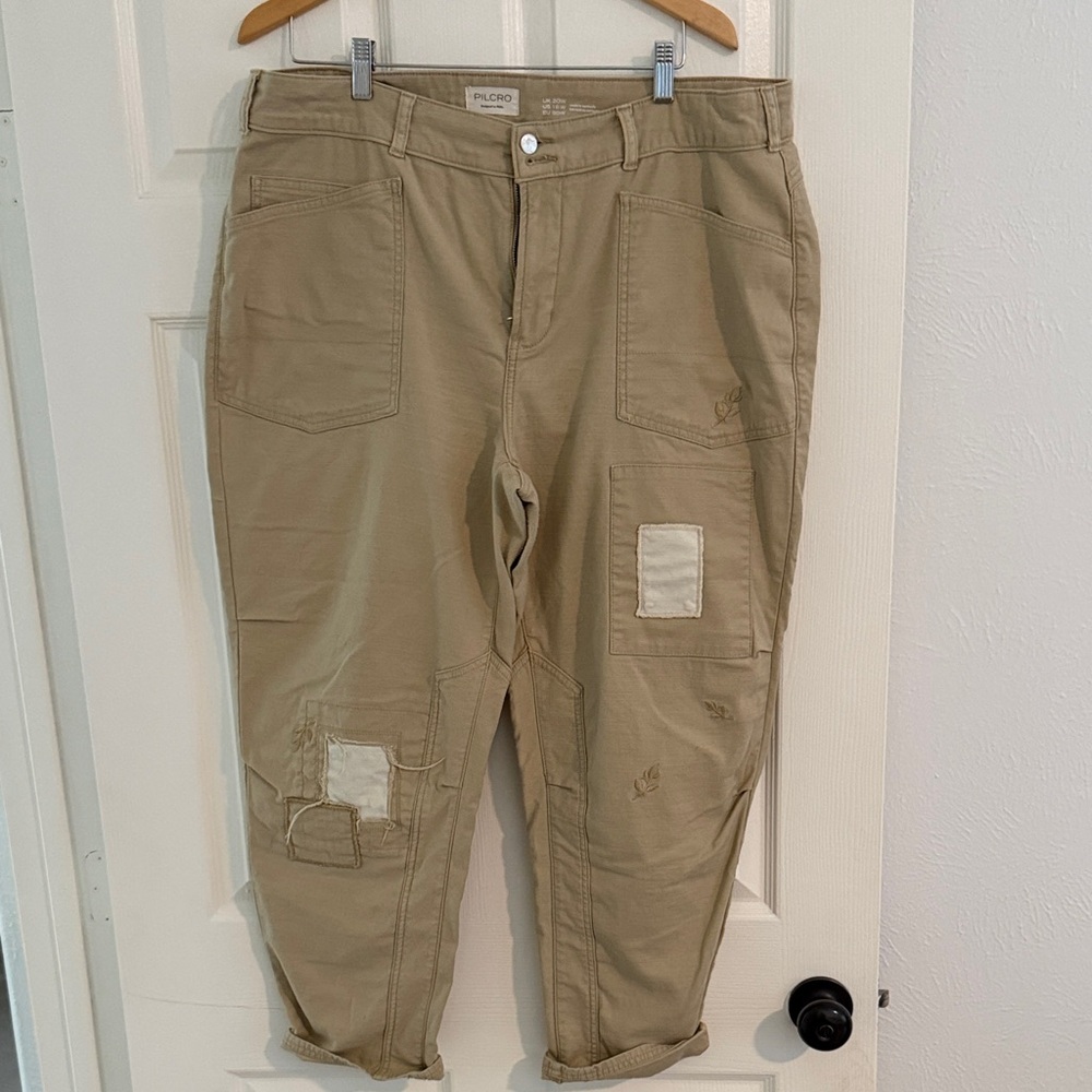 Pilcro / Anthropologie - Wanderer Tan Patchwork Cargo Pants NWOT